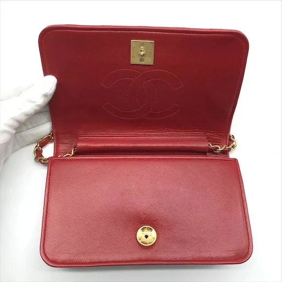 Authentic CHANEL red Lambskin classic single flap 24k gold shoulder bag - Picture 7 of 13